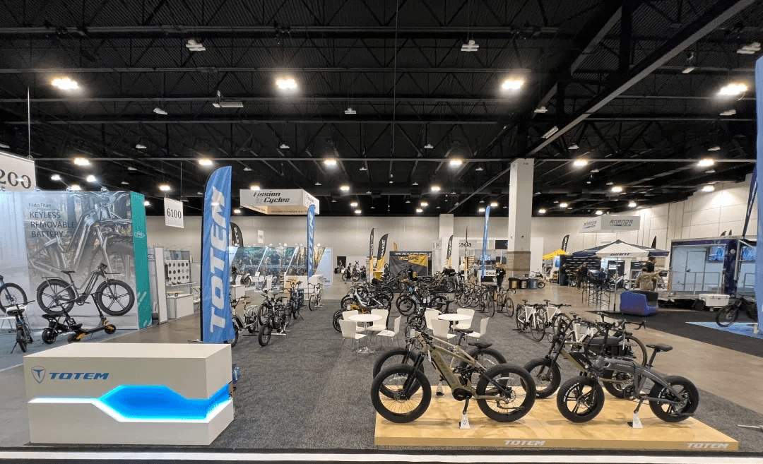 totem_erevolution_expo__PID:5ebd6edf-7805-4daf-a56c-cf40815c3e30